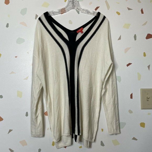 Etcetera Sweaters - Etcetera Cashmere Blend Black Cream V Neck Sweater